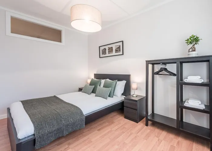 Guestready - Terracota Bureau * Πόρτο